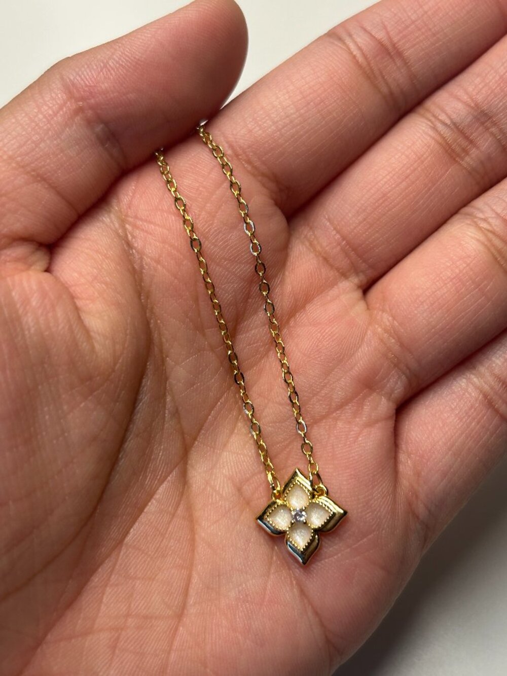 Gold Tone White Clover Pendant Necklace Dainty Feminine Delicate Elegant Gift